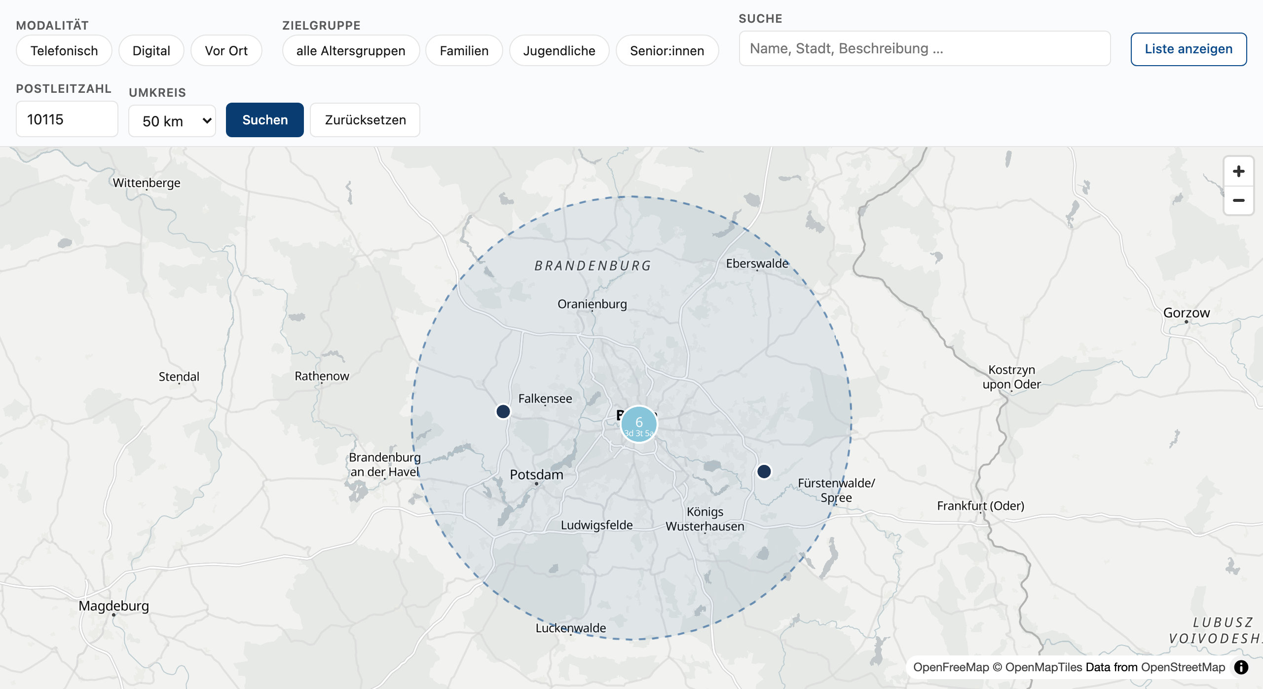 Angebotskarte mit Umkreissuche nach Postleitzahl: ein 50-Kilometer-Suchradius um ein Stadtzentrum mit den darin liegenden Markern.
